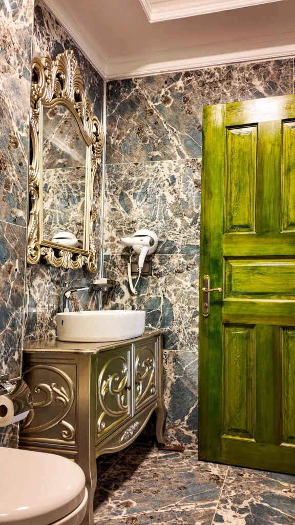 Sultanahmet'teki Emerald Mansion'da dekoratif iç mekan dokunuşları